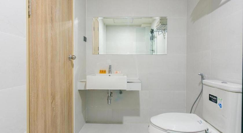 B2 Buriram Boutique And Budget Hotel Buitenkant foto