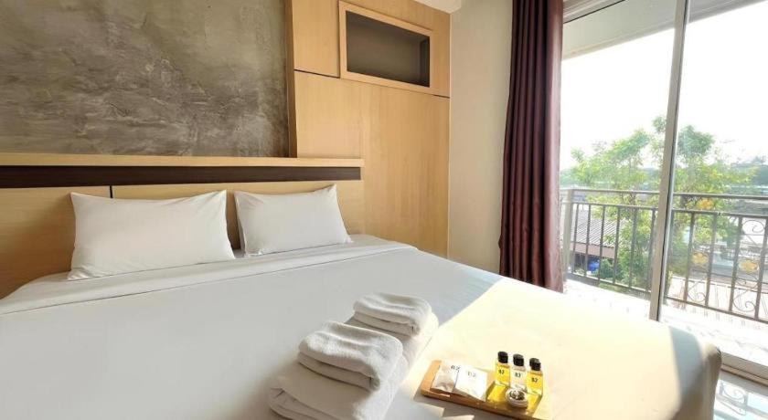 B2 Buriram Boutique And Budget Hotel Buitenkant foto
